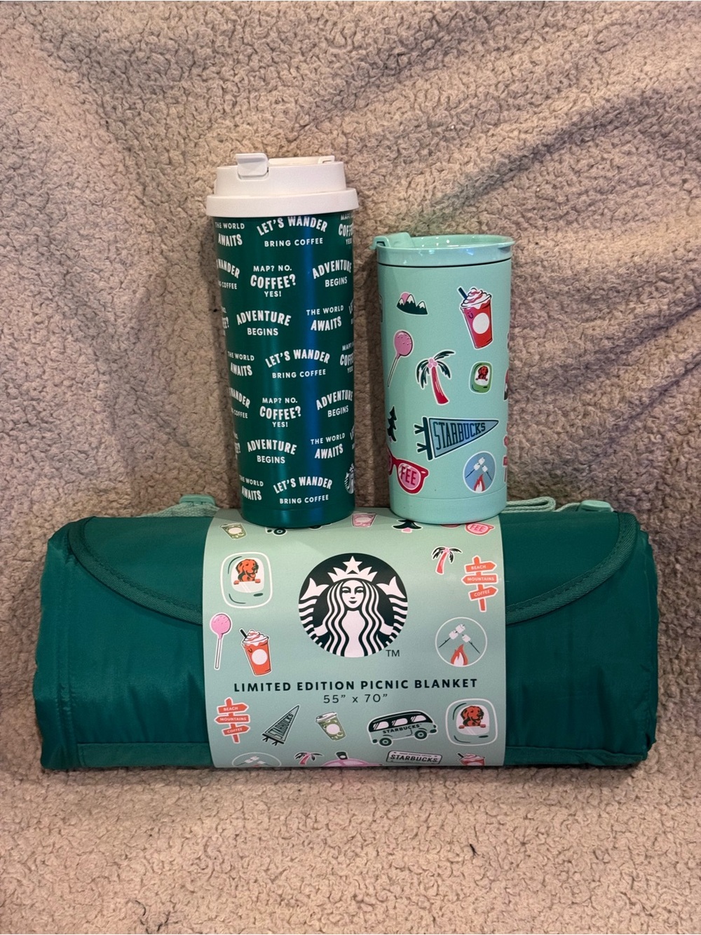 Rare New With Tags Starbucks Road Trip Lot Picnic Blanket Venti Grande Tumblers!